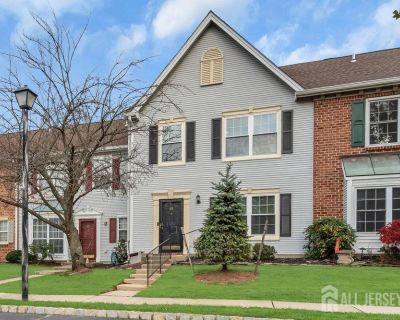2 Bedroom 2BA 1452 ft Townhouse For Sale in Franklin Twsp, NJ