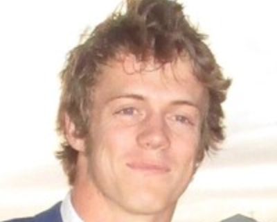 I m a 22-year-old engineer working full-time in SSF and looking for a comfortable place with roommates. I m open to either a shared apartment or taking a room in an existing lease. I m social and outdoorsy but spend most of my time out and am pretty low-key at home. Looking for roommates who are clean and want to have fun in the city. Will likely be gone most weekends in the winter to ski.