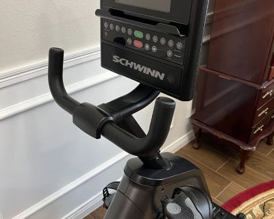 Schwinn 290 Recumbent Bike