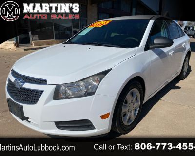 Buckle up and get ready to cruise in style with this sleek and sporty 2014 Chevrolet Cruze! This zippy little number features a powerful yet fuel-efficient front-wheel-drive system, perfect for navigating city streets or cruising down the highway. The 1.8L engine paired with the 6-speed automatic transmission ensures a smooth and responsive ride, while the 3.72 final drive ratio keeps you movin...