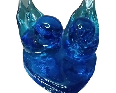 1990s Signed Leo Ward Dual Blue Birds of Happiness on Heart Pedestal