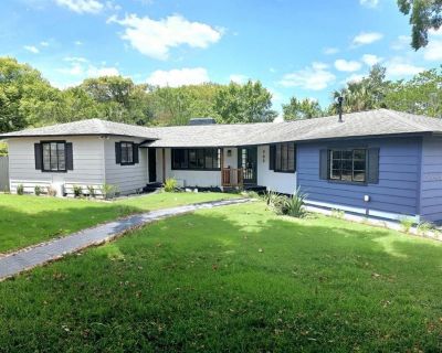 3 Bedroom 2BA 1490 ft Apartment For Rent in Mount Dora, FL