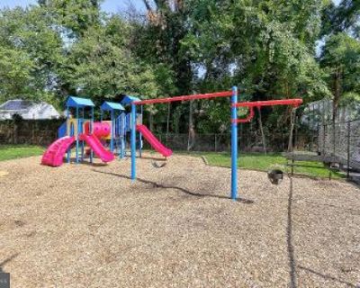 3 Bed 2 Bath Foreclosure Property in Silver Spring, MD 20903 - Piney Branch Rd Apt 401