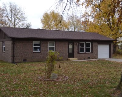 3 Bedroom 1BA 1040 ft Single Family House For Sale in Burnettsville, IN