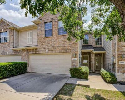 2 Bedroom 3BA 1597 ft Townhouse For Sale in Plano, TX