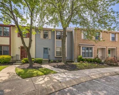 3 Bedroom 3BA 1584 ft Condo For Sale in CHERRY HILL, NJ
