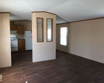 3 Bedroom 2BA 1216 ft Mobile Home For Sale in Corpus Christi, TX