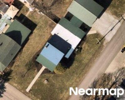 2 Bed 2 Bath Preforeclosure Property in Williamsburg, OH 45176 - Walnut St