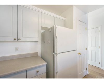 2 Bedroom 3BA 1116 ft Pet-Friendly Townhouse For Rent in Denver, CO