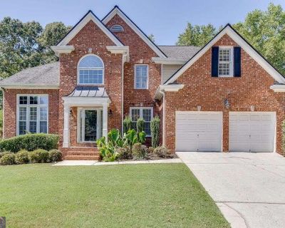 4 Bedroom 4BA 4524 ft Single Family House For Sale in Dunwoody, GA