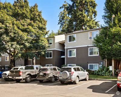 2 Bedroom 2BA 954 ft Condo For Rent in Everett, WA