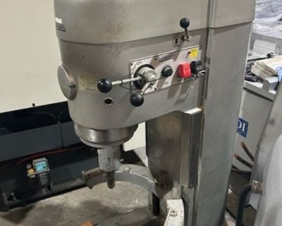 Hobart 80 Qt Planetary Mixer w/ Attachments RTR#5011420-01