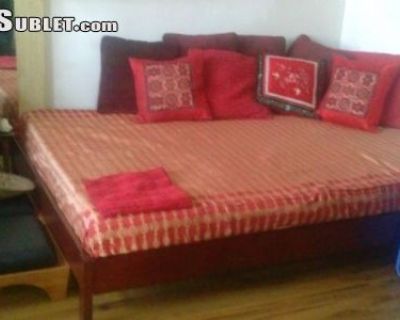 Furnished Room for Rent in 3 Bedroom 1 BA 600 ft Apartment in Columbia-Morningside, New York