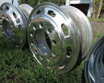 Freightliner Budd Wheels