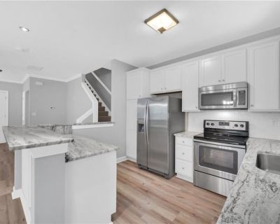 3 Bedroom 2BA 1711 ft Apartment For Rent in Virginia Beach, VA