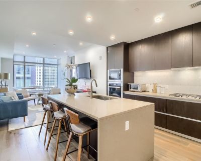 501 West Ave # 1002. Property for Rent in Austin, TX for $3,500 with 1 bedroom and 1 full bath. This 846 square foot property was built in 2018.. Welcome to DT Austin s finest luxury condos, Fifth & West! Unit 1002 comes with its own parking spot on level B4 and a storage unit! 1BR/1BA residence includes a well appointed storage unit measuring 8 x7.5 x8 . This unit features expansive windows an...
