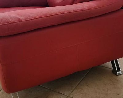 Chair.. let me know what day/time you're available to pickup Check out the pictures at: