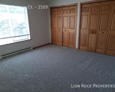 2100 Breilly Ct.. Discover your next home at 2109 Breilly Court, a spacious and well-appointed residence tucked into a quiet residential enclave in Brainerd, Minnesota. This unit offers easy living with thoughtful design, contemporary amenities, and convenient access to all the essentials. This charming unit delivers the perfect balance of modern comforts, easy maintenance, and natural beauty, ...