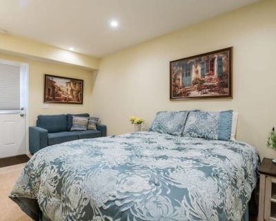 Five Star Jasmine Suite, WiFi, Business Ready - Castro Valley