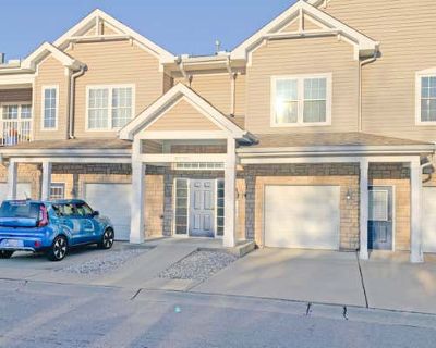 2 Bedroom 2BA 1451 ft Condominium For Sale in NEWPORT, KY