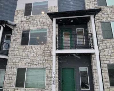 3086 N Bend Ln. Great shopping, safe suburban living, and hiking at Adams Canyon make Layton a sweet place to live!. In unit laundry Dishwasher Pet friendly Garage Stainless steel Walk in closets Unit Amenities air conditioning carpet dishwasher in unit laundry refrigerator walk in closets w/d hookup stainless steel Property Amenities pet friendly parking garage online portal. 4 Bedroom. 4 Bath...