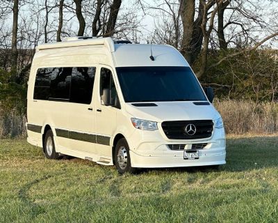 2022 Grech Strada-Ion 170 EXT Class B RV For Sale In Grayslake, Illinois 60030