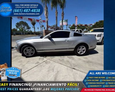 2012 Ford Mustang Coupe 2D
