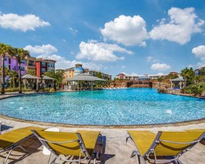 If you want a lot more pictures please google Hebron 121 Station! I've lived here for a year now and in Texas for 4 years and its EASILY the best community I have stayed with. With a massive resort style pool, full gym and less than 5 minutes from the heart of lewisville. Its been a great time. The apartment is a 2bdr 2 bth, we have the option of choosing the 988 sqft or the 1100 sqft. Both wil...