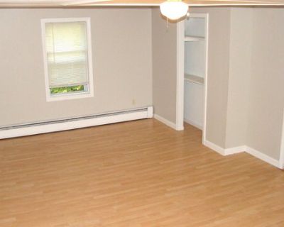 Norton St Unit,nashua, Home For Rent