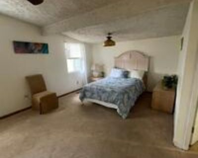 Spacious & comfortable Forest Park DUPLEX House with Garage
