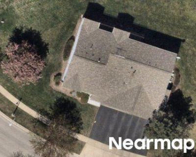 2 Bed Preforeclosure Property in Elgin, IL 60120 - Woodview Cir Apt B