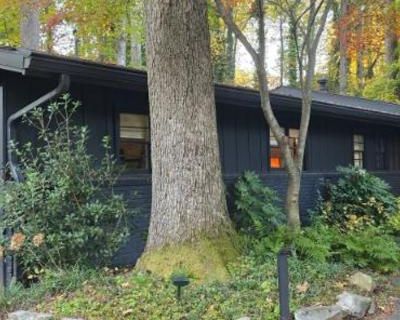 Estate Sale of a True Atlanta Original!