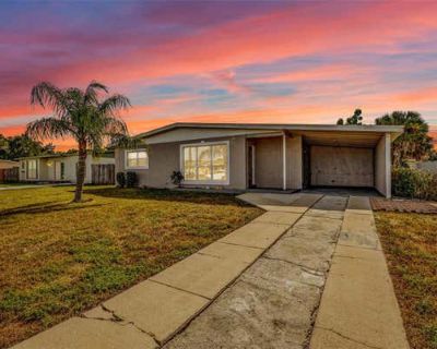2 Bedroom 1BA 1020 ft Single Family Home For Sale in PORT CHARLOTTE, FL