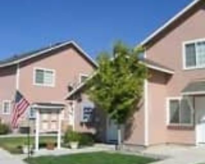 3 Bedroom Furnished Apartment For Rent in Carson City, NV Park Portofino Apartments