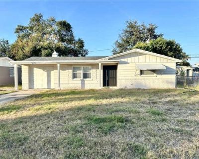 2 Bedroom 1BA 1000 ft Single Family Home For Sale in HOLIDAY, FL