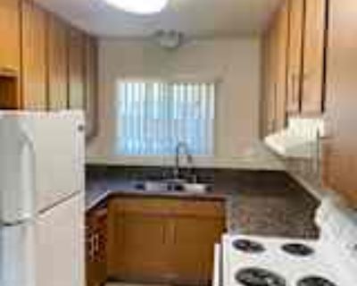 2 Bedroom 1BA Apartment For Rent in San Diego, CA 4247 35th St