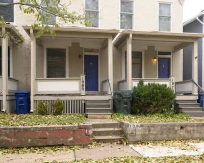 3 Bedroom 1BA 1292 ft Pet-Friendly Apartment For Rent in Columbus, OH