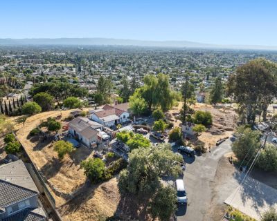 1 Bedroom 1BA 1297 ft Single Family Home For Sale in SAN JOSE, CA