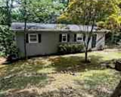 3 Bedroom 2BA 1920 ft² House For Rent in Gainesville, GA 3473 McKenzie Dr