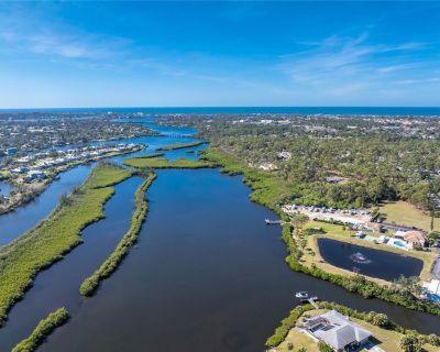 2 Bedroom 2BA 1081 ft Mobile Home For Sale in Nokomis, FL