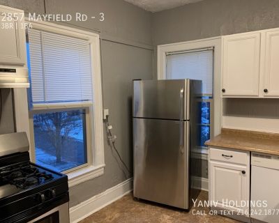 3 Bedroom 1BA 1500 ft Pet-Friendly Apartment For Rent in Cleveland Heights, OH