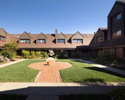 2 Bedroom 2.5BA 1479 ft Apartment For Rent in New Haven County, CT