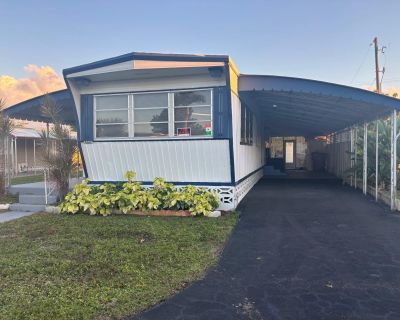 2 Bedroom 1BA 819 ft Furnished Mobile Home For Sale in Deerfield Beach, FL