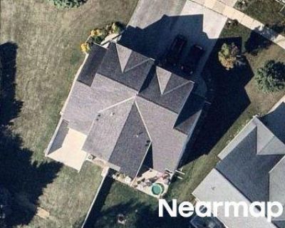 3 Bed 3 Bath Preforeclosure Property in West Bend, WI 53095 - S Silverbrook Dr