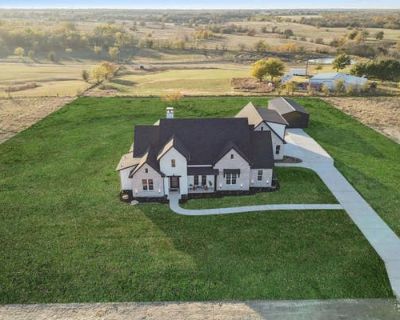 4 Bedroom 4BA 3233 ft Single Family Home For Sale in JUSTIN, TX