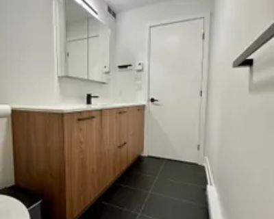 3 Bedroom 689 ft Apartment For Rent in Montreal, QC