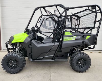 2024 Honda Pioneer 700-4 Deluxe