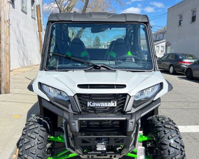 2025 Kawasaki RIDGE XR CREW HVAC Utility SxS Hicksville, NY