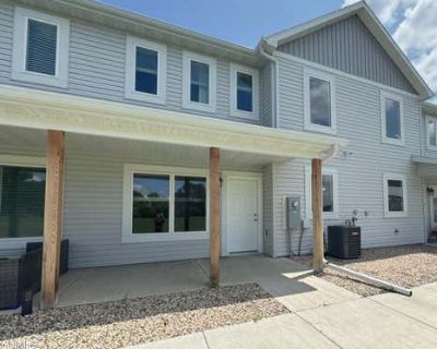 3 Bedroom 3BA 1703 ft Townhouse For Sale in BISMARCK, ND