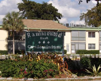 1 Bedroom 1BA 610 ft Condo For Sale in Coral Springs, FL